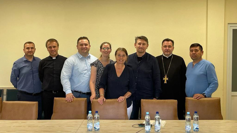 PAX peacebuilding organization continues to help churches in Ukraine